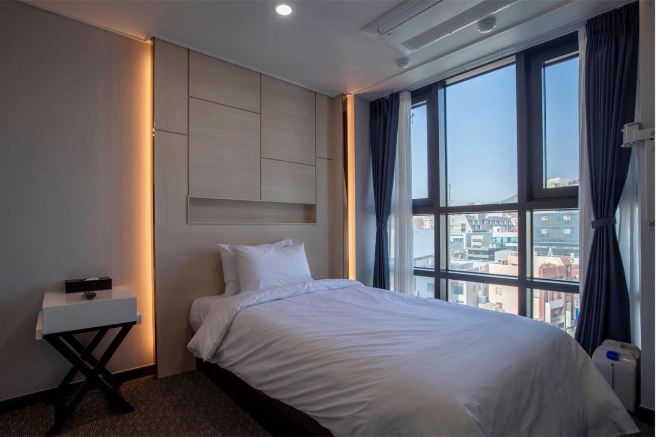 Griffinbay Hotel Busan Bagian luar foto