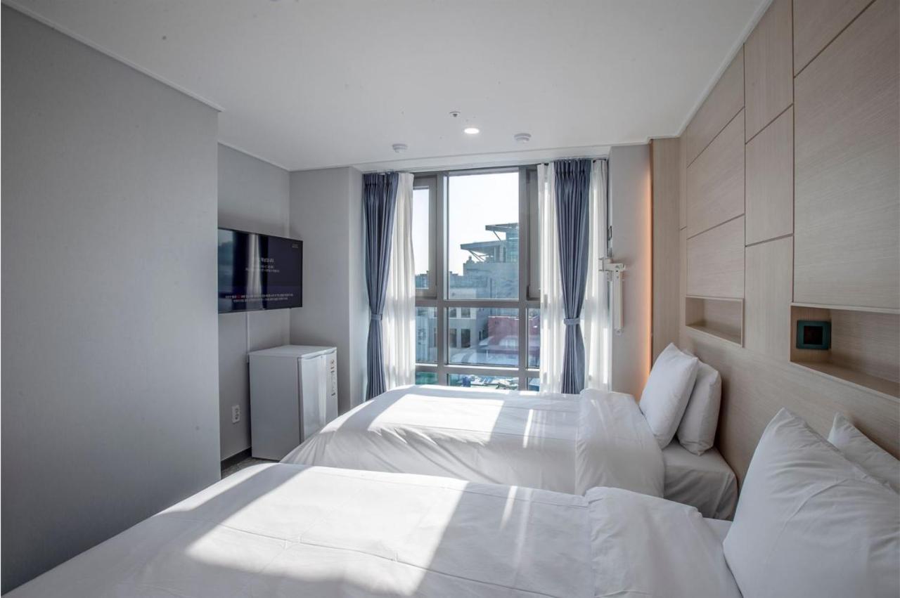 Griffinbay Hotel Busan Bagian luar foto