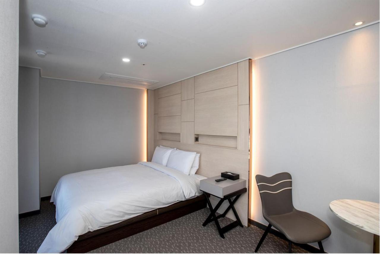 Griffinbay Hotel Busan Bagian luar foto